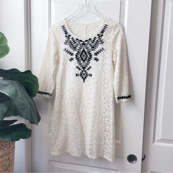 Express Lace Dress Black Aztec Southwestern Embroidery 3/4 Sleeve - Picture 1 of 12